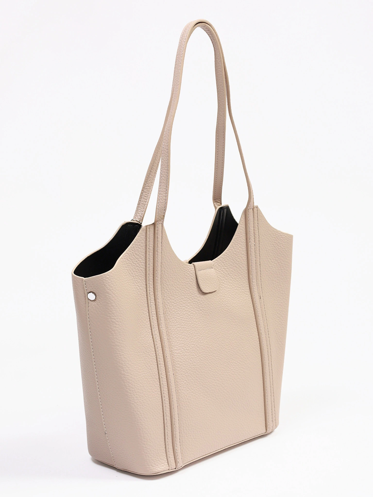 Сумка-тоут с плоскими ручками с брелком-медвежонок в ассортименте